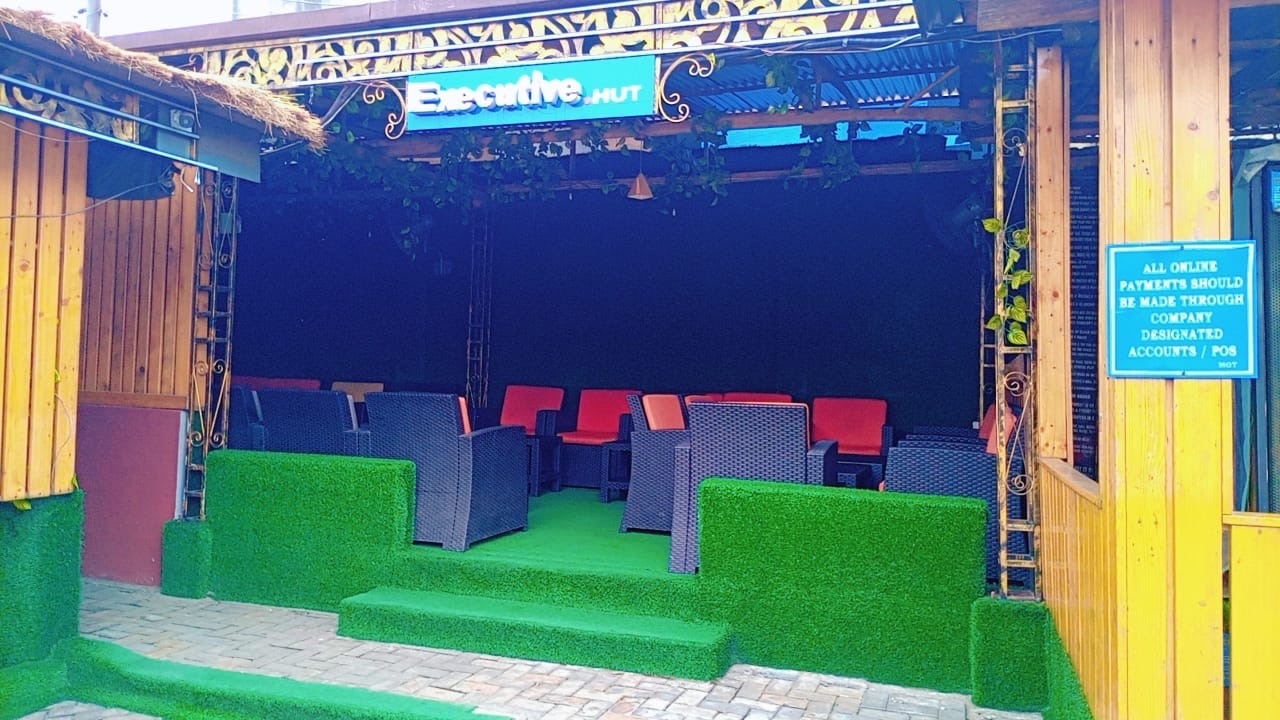 Lockdown Bar ambience